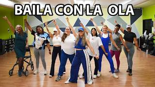 Download lagu BAILA CON LA OLA – Amira Syahira – Zumba Reggaeton Dance Workout Choreography - Cardio Dance Workout mp3