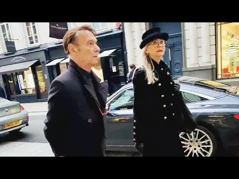 British elegance. Street style in London. How to look stylish and timeless at any age.