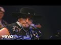 Medley: Good Hearted Woman / Mamas Don't Let Your Babies Grow Up to Be Cowboys (Never S...