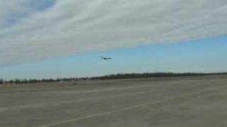 preview picture of video 'Jet missed approach @ the Neosho Airport'