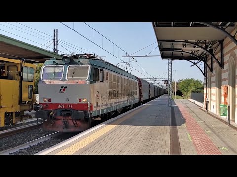 FS E652 147 mit Güterzug in Peschiera del Garda