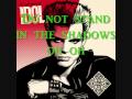 Billy Idol - (Do not) stan in the shadows (Lyrics)