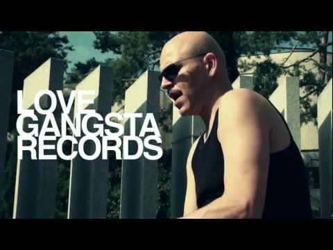 ROCCOBELLY - LUMIERE NOIRE - OFFICIEL PUATE VIDEO (Attraction Park Freak Tape)