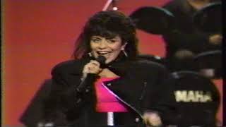 Lisa Lisa &amp; Cult Jam - Head to Toe (1988 - 15th AMAs)