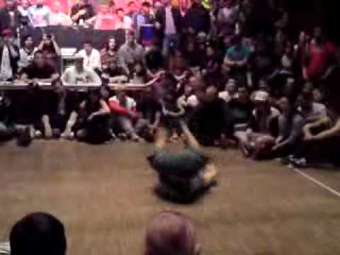 Break de Cologne Powermove Battle: Connie vs Wal-D