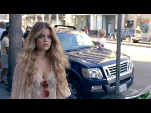 Sky Ferreira - Obsession OFFICIAL MUSIC VIDEO (reverse/backwards!)