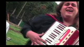 El Perro, El Gato Y Yo Lyrics English Translation