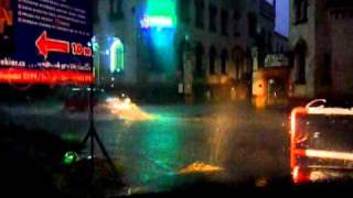 preview picture of video 'BLANSKO v dešti'