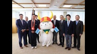 選抜準優勝の近江、ひこにゃんと記念撮影「夏こそ優勝旗を」Top News