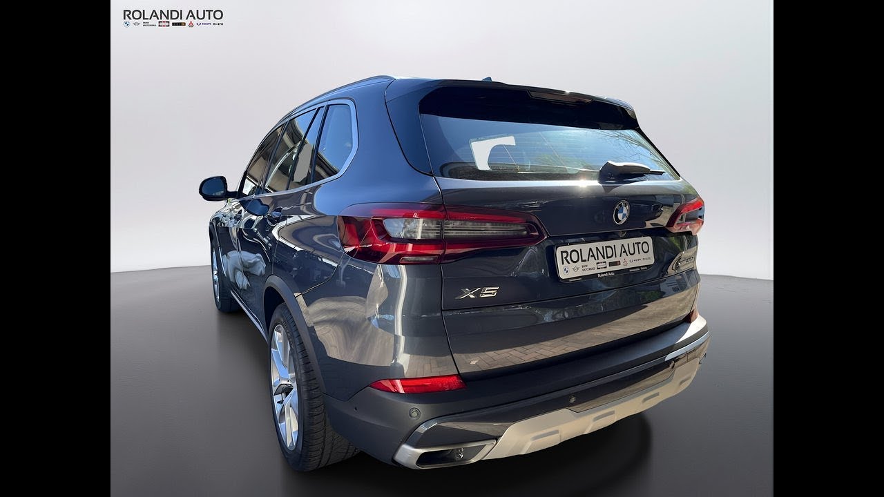 BMW X5 xdrive30d mhev 48V xLine auto