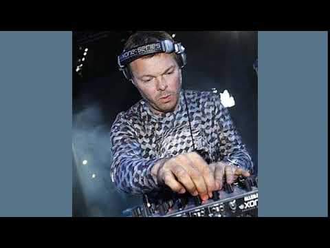 Pete Tong @ F*** Me I'm Famous, Pacha, Ibiza, 15/08/2003