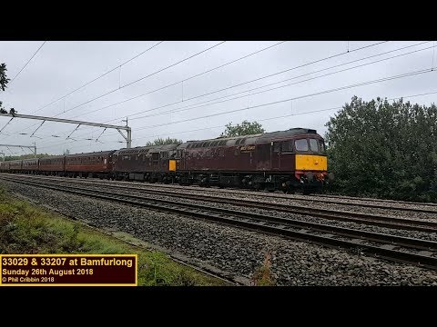 33029 & 33207 at Bamfurlong - 26th August 2018
