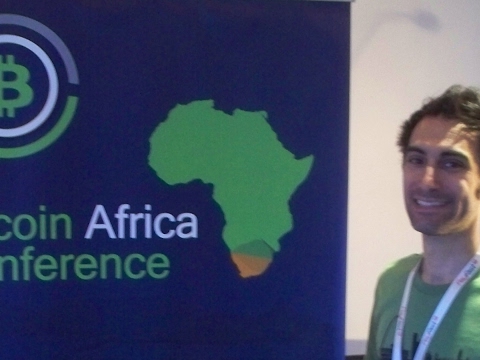 Bitcoin forgets ETF! High fees up holders & help BTC price? Alts gone wild- Decred, Dash, Cloakcoin