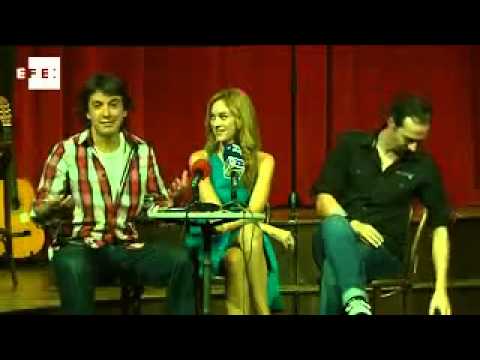 MARTA HAZAS Javier Veiga y Fele Martínez son Amigos hasta la muerte