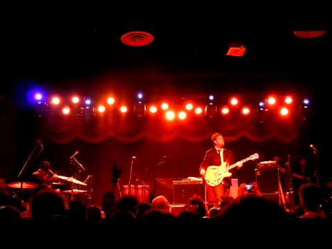 Soulive at Brooklyn Bowl March 1, 2011 Eleanor Ribgy, I Want You (She's So Heavy).MOV