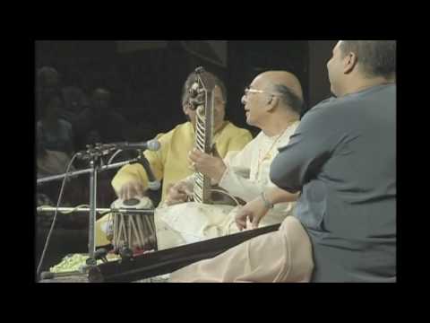 Ustad Vilayat Khan with Pt. Nayan Ghosh