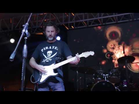 Steady Rollin - In The End I Back to Me