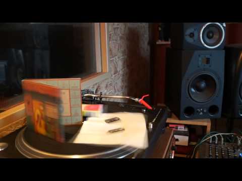 Dwa Sławy - Czujesz? [GrU Remix]