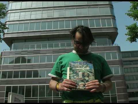 Trailer "Empire St. Pauli - von Perlenketten und Platzverweisen"