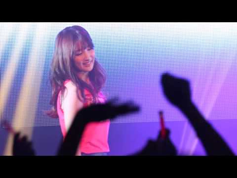 130901 4minute Concert in Sydney - Hyuna & Jihyun Heart to Heart