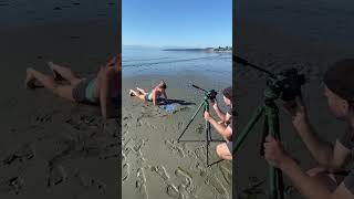 Download lagu Insane hearts on the beach photo idea 🏖️ ♥️ #creativephotography #photoideas #photography mp3