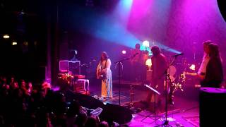 Where does the love go - Angus &amp; Julia Stone @ La Cigale