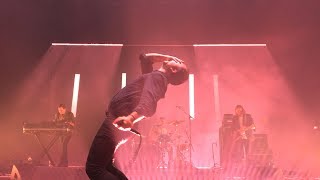 Future Islands – Walking Through That Door – Brixton – Nov 2017