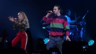 Angèle & Roméo Elvis - Tout Oublier (Live à Bruxelles - Brol Tour, Ancienne Belgique) HD Angèle & Roméo Elvis - Tout Oublier (Live à Bruxelles - Brol Tour, Ancienne Belgique) HD