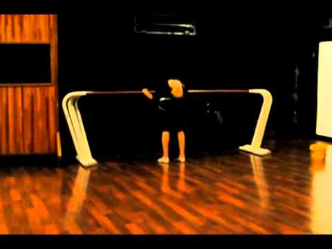 [UNSEEN] Song Qian Stretches Her Body (Before Debut)