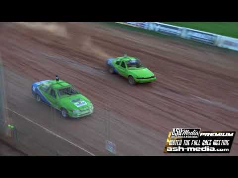 Ford vs Holden vs Sigmas: Race Highlights - Nov 2017 - Archerfield Speedway