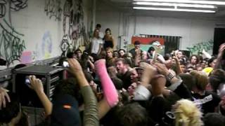 Against Me! - Walking Is Still Honest (live)