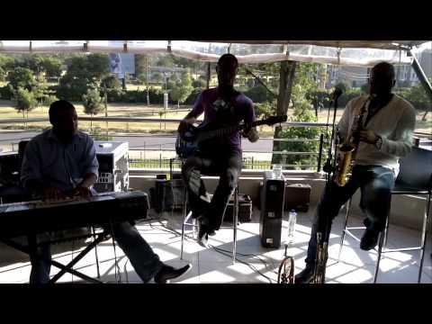 Feeling Good- Different Faces Jazz Band.mp4