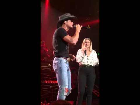Tim McGraw and his daughter Gracie