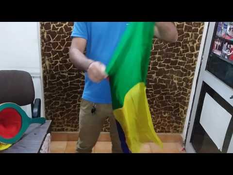 How Magicians change size of cloth