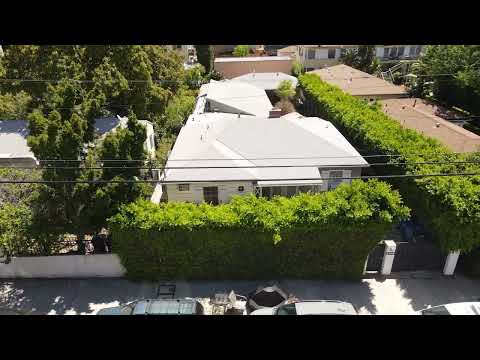 Closing Story in Beachwood Canyon, Los Angeles