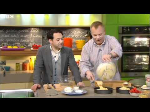 Reece and Steve on "Something For The Weekend" on 01/05/2011 - Part 4