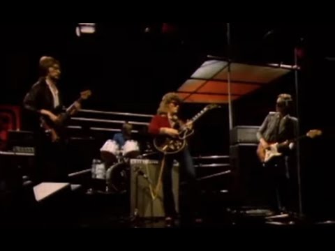 download lagu mp3 mp4 Teenage Nervous Breakdown, download lagu Teenage Nervous Breakdown gratis, unduh video klip Teenage Nervous Breakdown