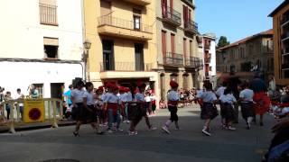 preview picture of video 'Enramadas Sallent de Llobregat Balladetas 2014(4)'