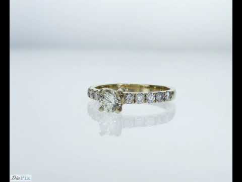 NATURAL DIAMOND SOLITAIRE ENGAGEMENT RING WITH SIDE STONES