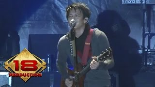 Download lagu NOAH - Menghapus Jejakmu (Live Konser Kediri Februari 2013) mp3