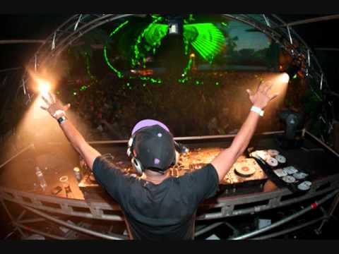Enrique Iglesias ft Ludacris - Tonight (DJ Chuckie Remix) [HQ]