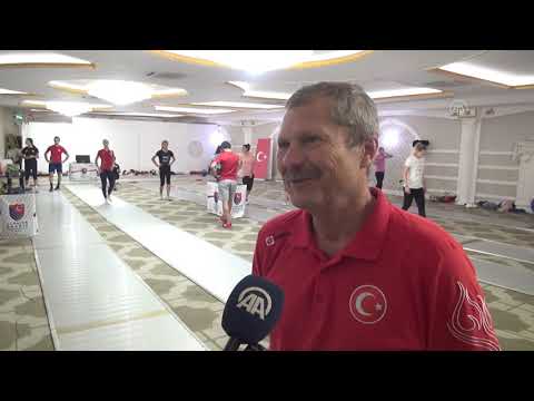 Türk eskrimciler performanslarıyla göz kamaştırıyor - ANTALYA