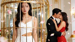 Van erfgename tot barmeid, kille CEO houdt haar als vervanger — nep dood maakt hem gek!