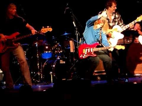 short Billy Crain guitar solo @ Infinity Music Hall 2010
