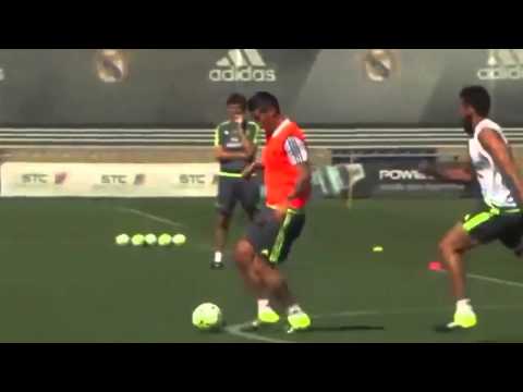 James Rodriguez scored a 'vaselina' goal during the training