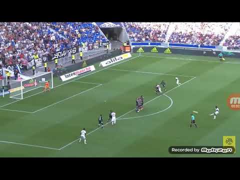 LE COUP FRANC DE BERTRAND TRAORE CONTRE BORDEAUX ( 2017 )