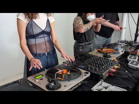 Maria Chavez | Abstract Turntablism workshop @ the Khyber | Everyseeker 2025