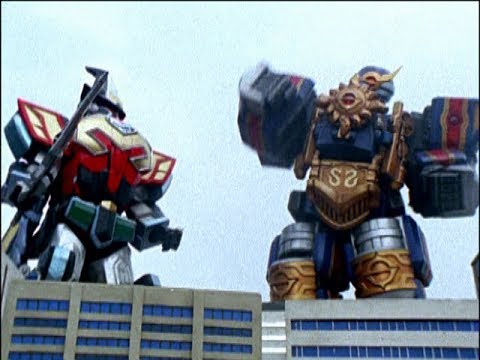 Ranger Down - Megazord Fight | E17 | Mystic Force | Power Rangers Official