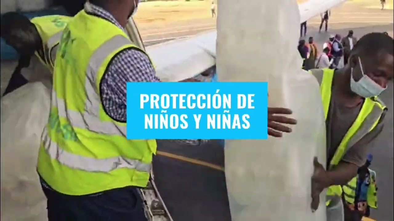 ÉBOLA: 50 toneladas de ayuda para hacer frente al brote I UNICEF España