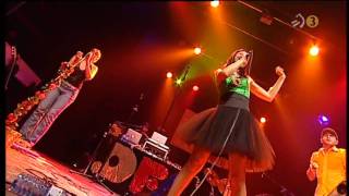 Muertos - Delafé y las Flores Azules (Kafe Antzokian)